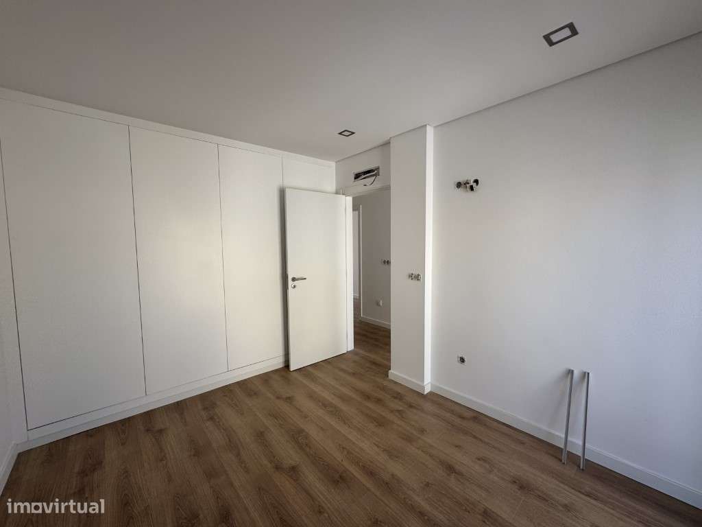 Moradia V3 em São João da Talha. - Grande imagem: 4/21