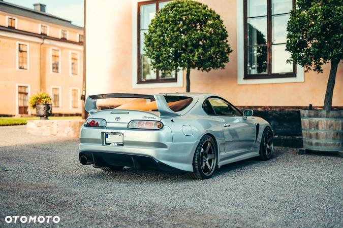 Toyota Supra - 5