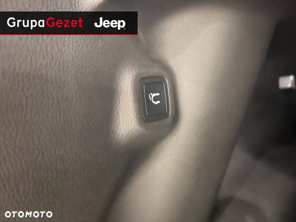 Jeep Compass - 10