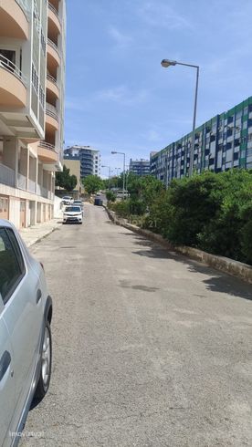 Apartamento T2 no Feijó totalmente remodelado-26
