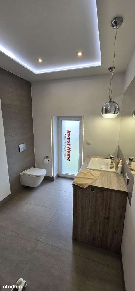 Budynek (klinika oraz dom) w dobrej lokalizacji.-16