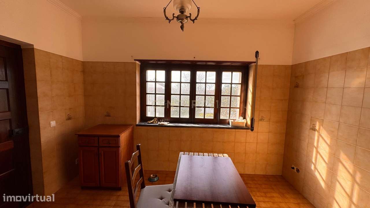 Moradia T5 com Terreno Generoso  - Mafra-35