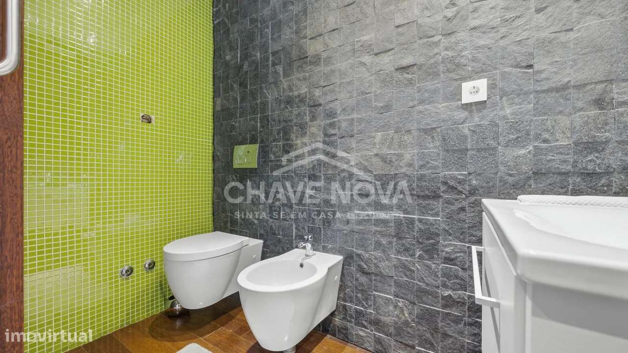 Moradia T3 COMO NOVA Canidelo a 1km da Praia - OPORTUNIDADE-17