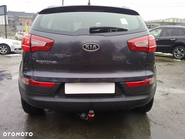 Kia Sportage 2.0 XL 2WD - 9