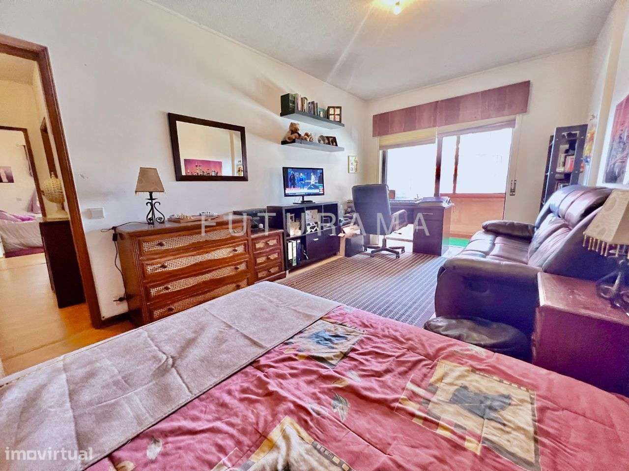 Apartamento T3 na Torre Londres, nas Palmeiras - Oeiras-21