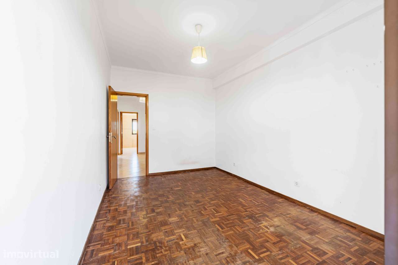 Apartamento T2 - Verderena-11