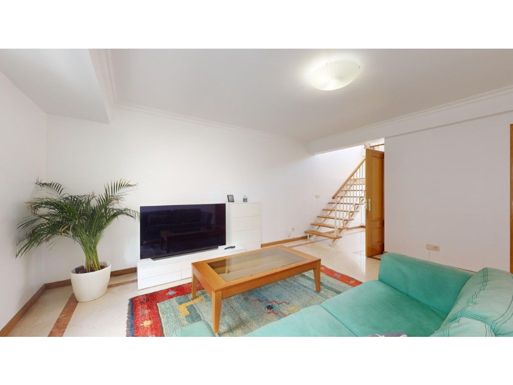 Apartamento T2, Algés