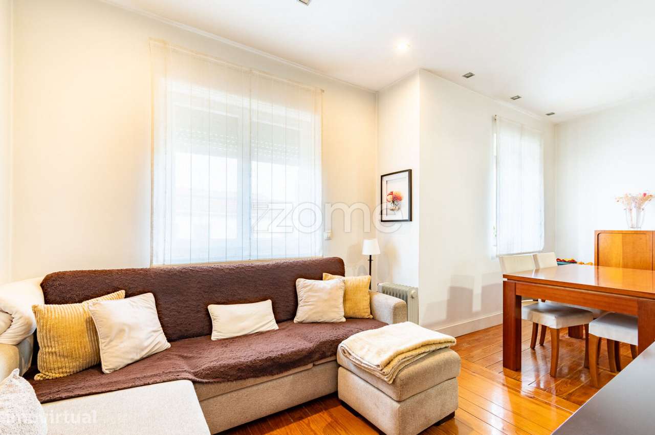 T2+1 no Centro do Porto | Junto ao Metro de Faria Guimarães - Grande imagem: 5/24