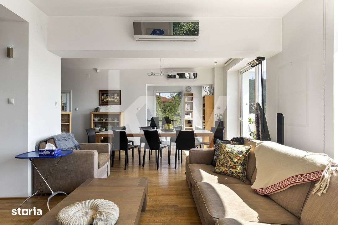 Proprietate unica cu priveliste spectaculoasa in inima Brasovului - Imagine principală: 4/15