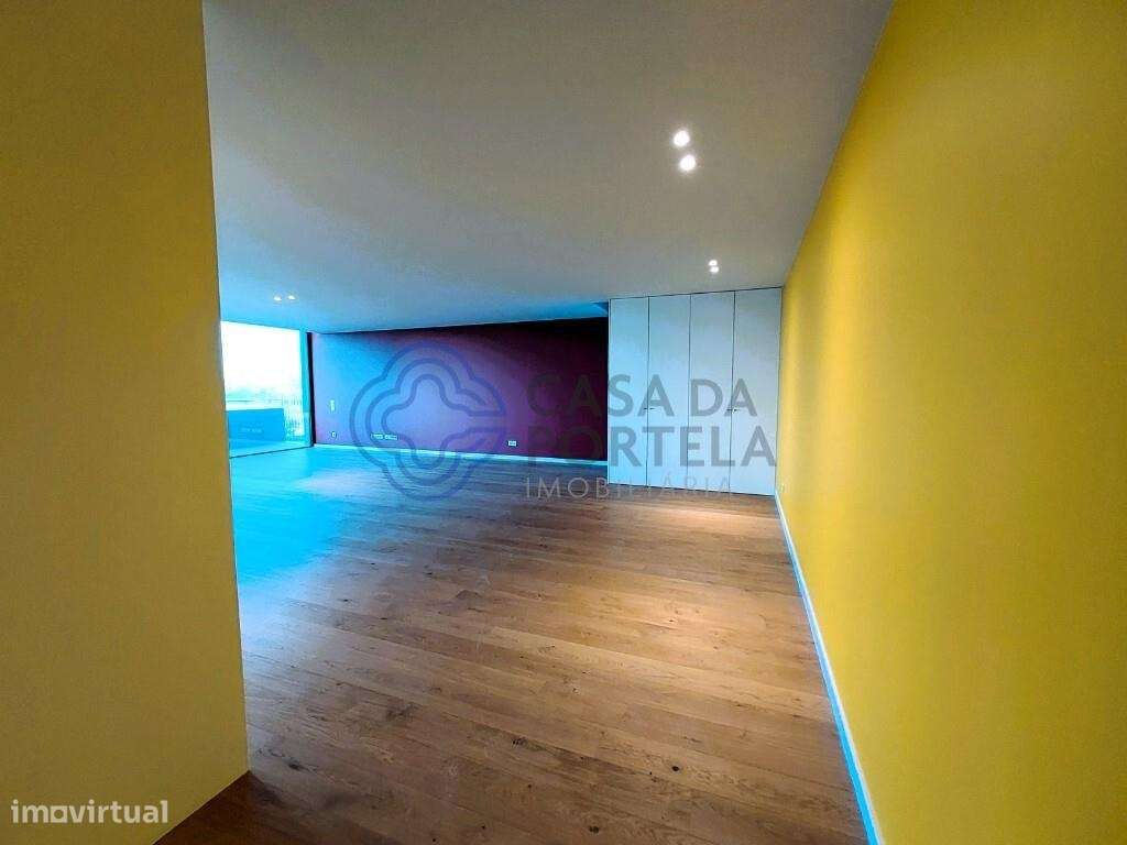 T4- Seca do Bacalhau- vistas mar- 3 lug estacionamento-arrumo-acabam - Grande imagem: 4/49