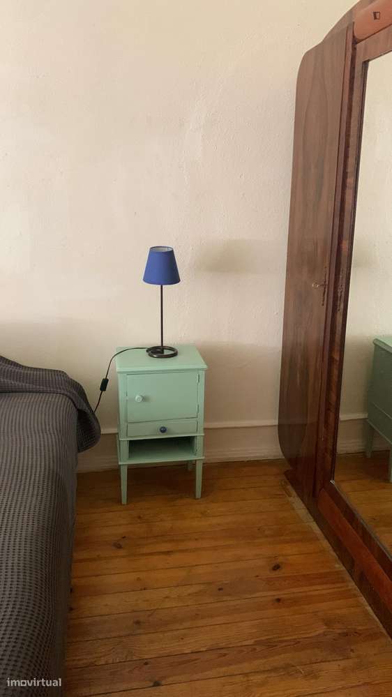 Quarto - localizado em São Bento Lisbon - Grande imagem: 4/27