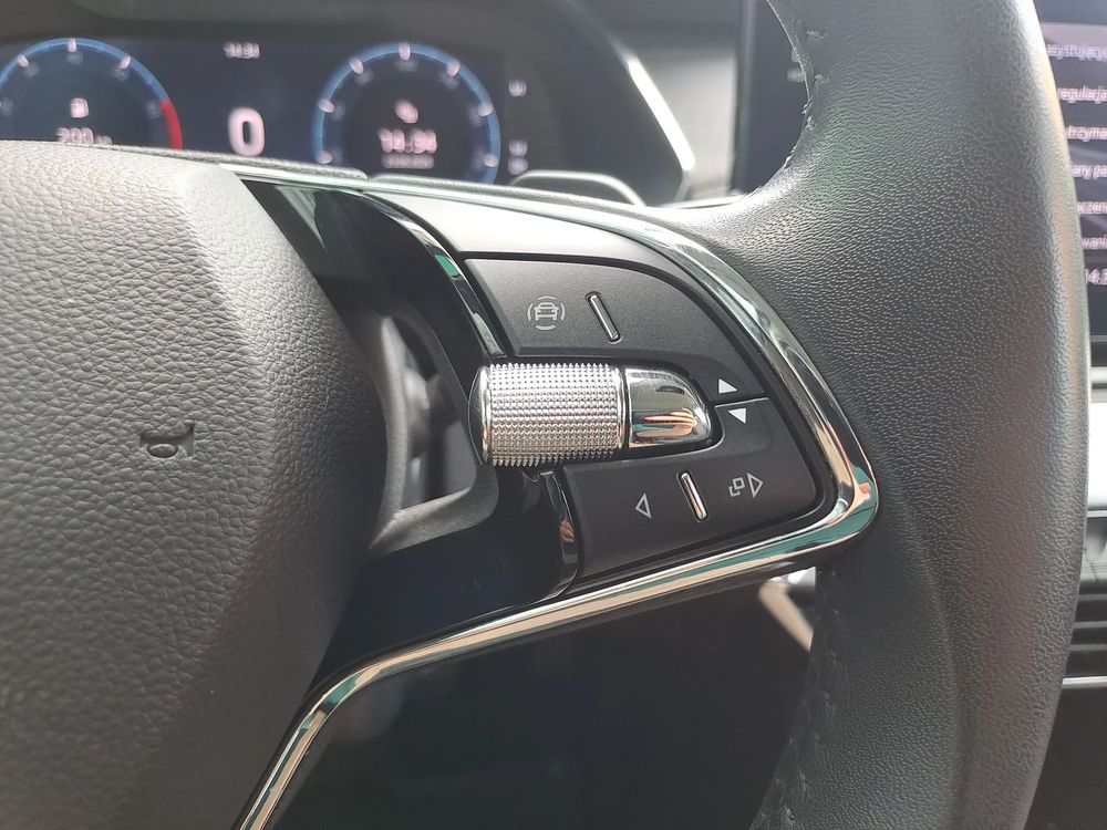 SKODA OCTAVIA Virtual ACC Indukcja Matrix 1,5eTSI 150KM Serwis ASO Salon PL VAT23%