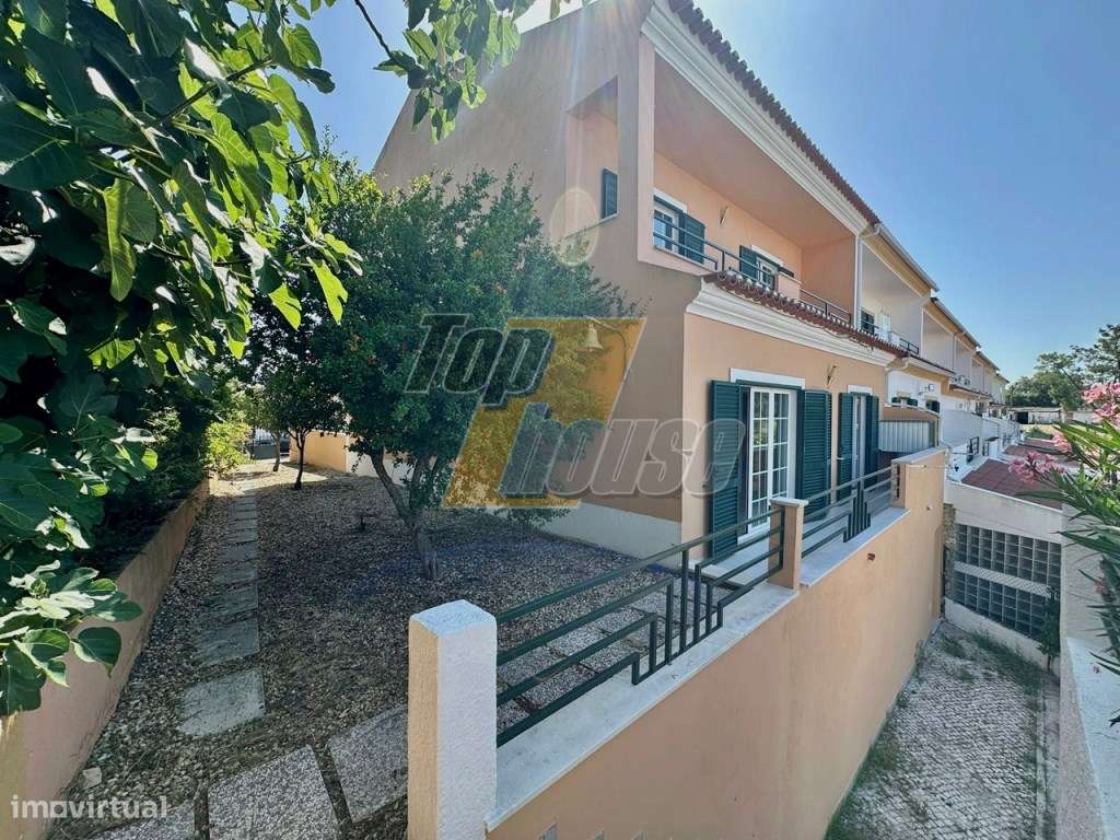 Moradia T4 com piscina e terreno de 900m2 - Quinta da Serralheira -...-21