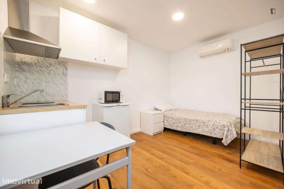 Estúdio - localizado em São Jerónimo Coimbra - Grande imagem: 3/5