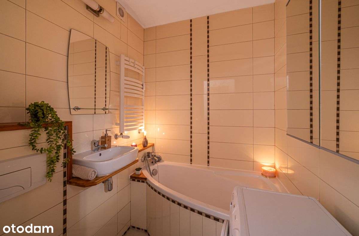 funkcjonalna kawalerka z sypialnią i garderobą!-17