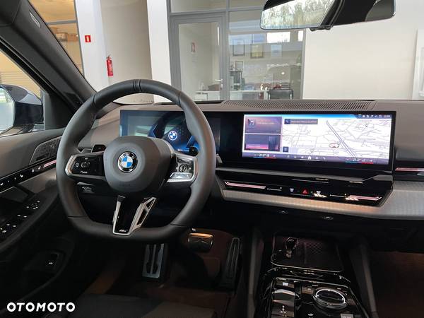 BMW Seria 5 520d xDrive mHEV M Sport - 12