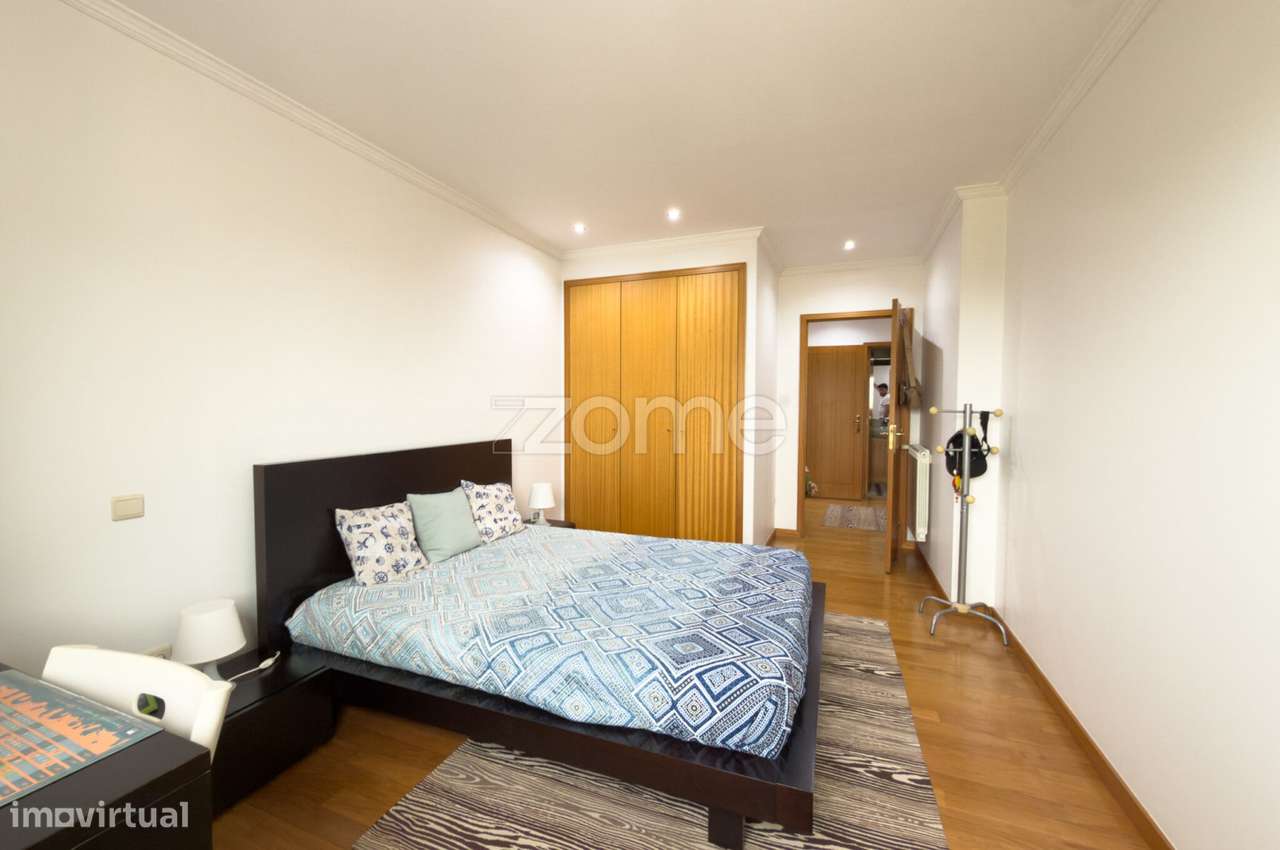 Apartamento T3 | Centro de Famalicão-23