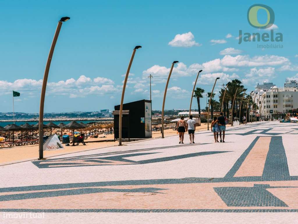 Terreno com Projeto Aprovado para 46 Apartamentos em Quarteira-6