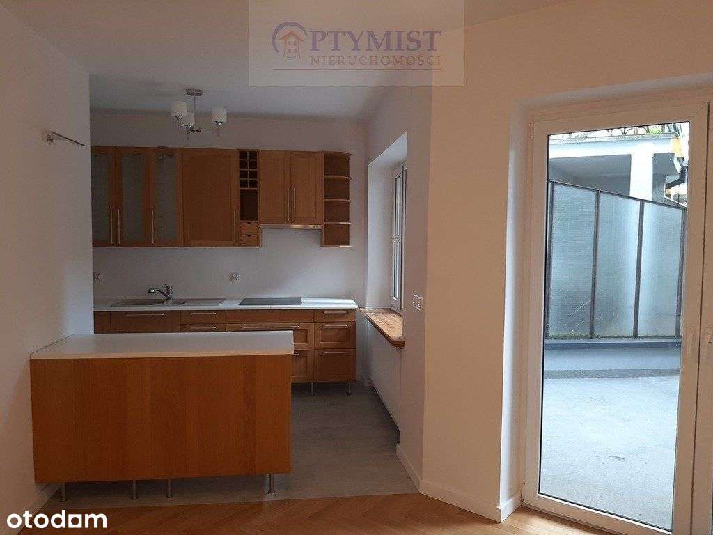 Dom, 205 m², Warszawa-1