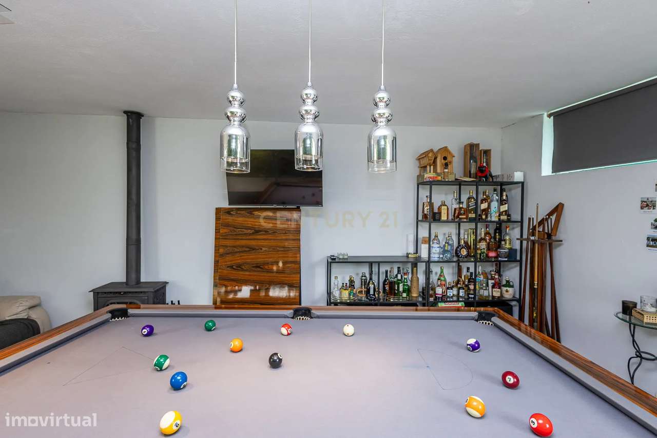 Moradia T4 - Vila de Cucujães - Oliveira de Azeméis-37