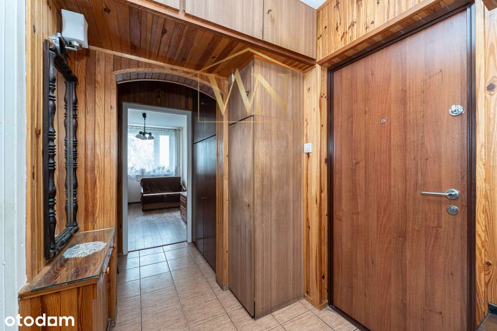 Okazja! Trzy pokoje po remoncie + balkon-12