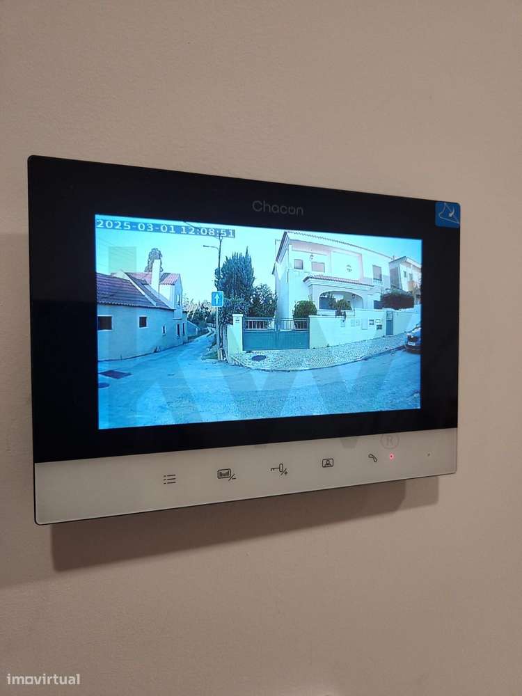 Moradia T2 totalmente remodelada-13