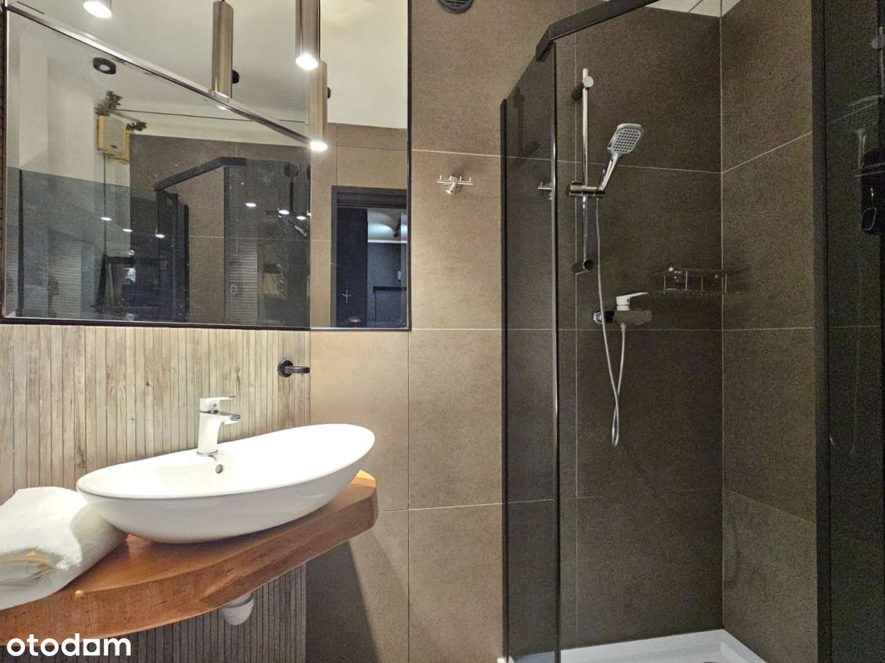 Gotowe M w centrum | Parter | Nowoczesne wnętrze, sprzęty w zabudowie-11