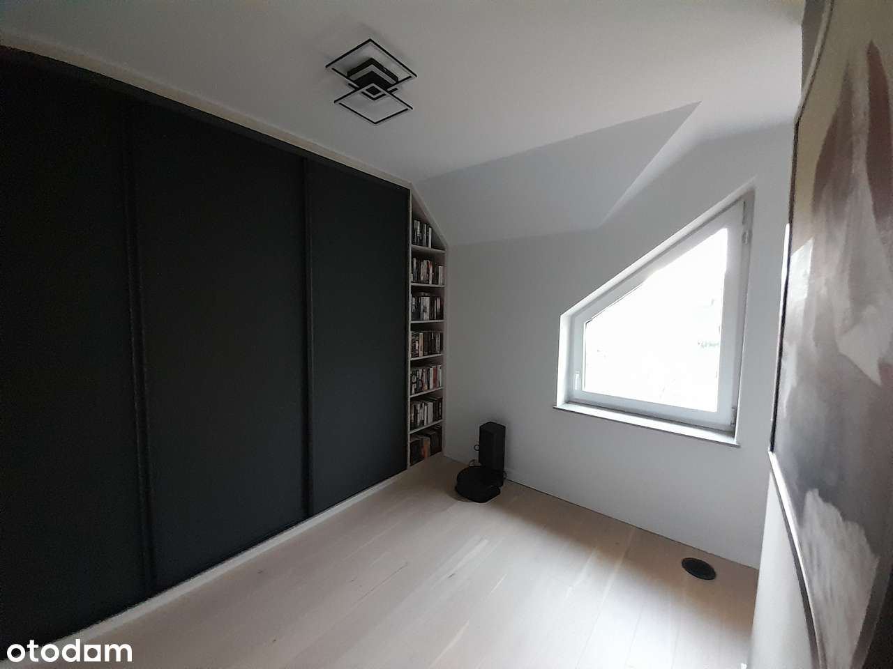 Komfortowy dom w zabudowie szeregowej.-11