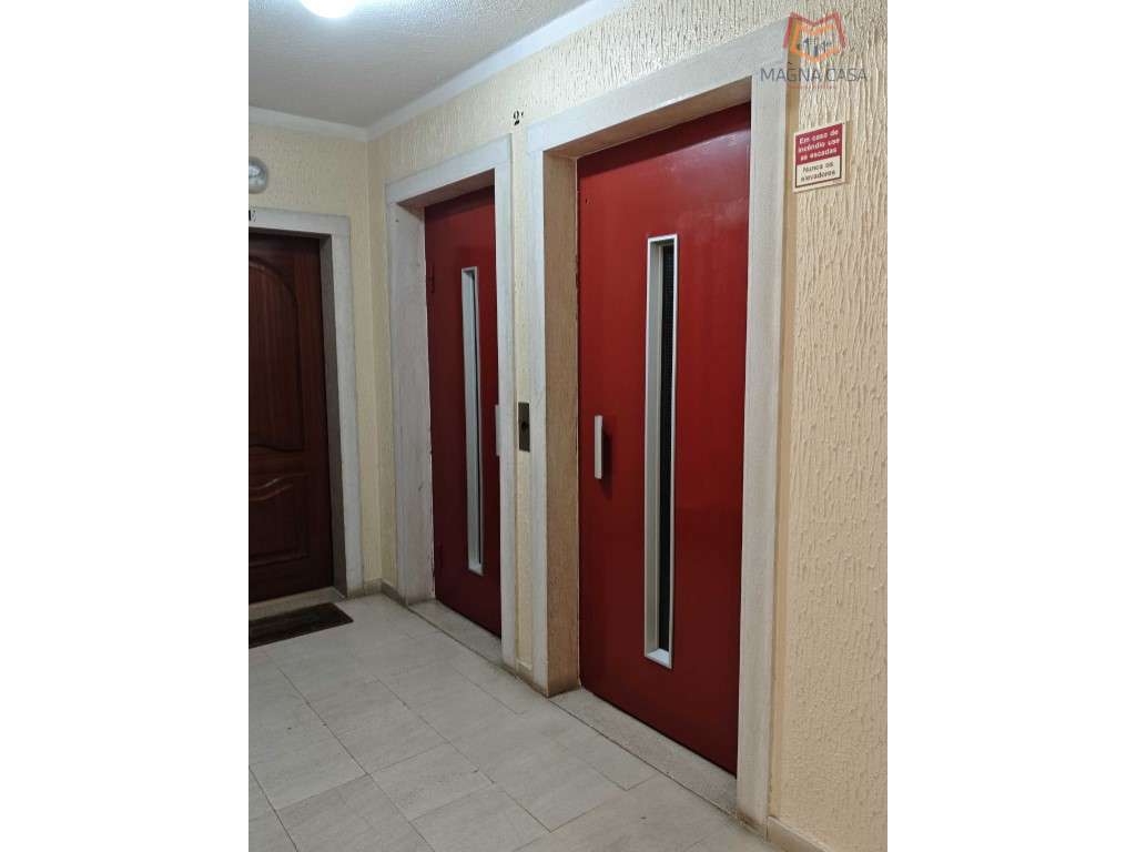 Apartamento T2 com Parqueamento em Algueirão-Mem Martins.-21
