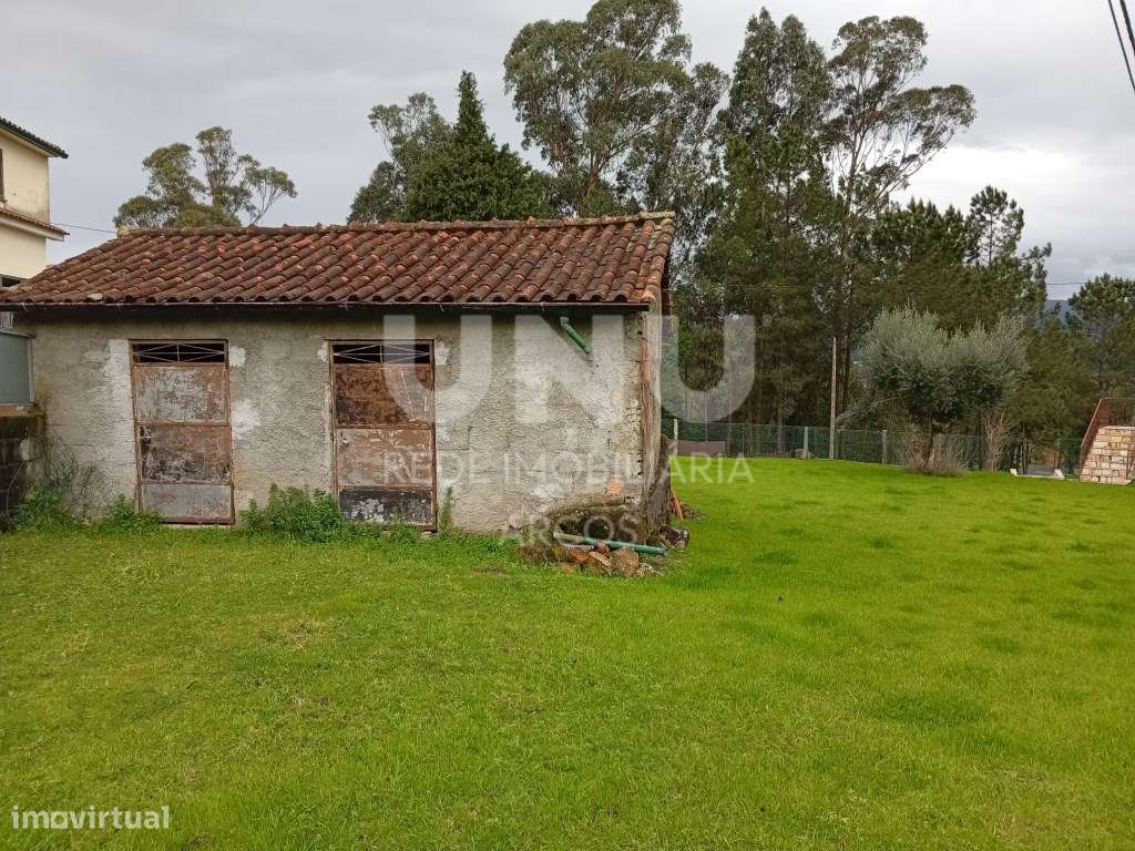 Moradia Bi-Familiar-44