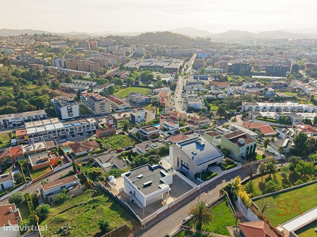 Moradia T5 com piscina, jardim e pomar e com vistas panorâmicas em ...-56