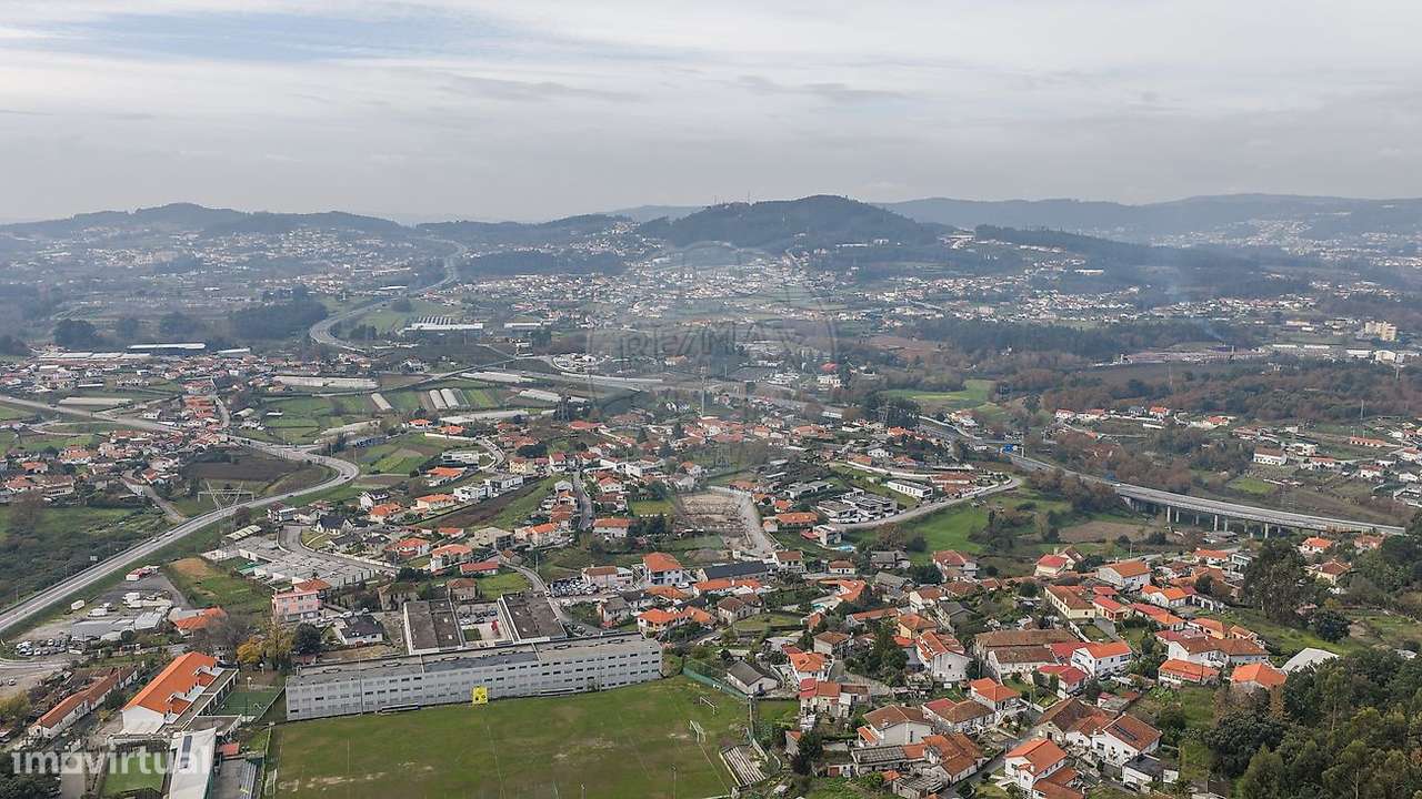 Moradia T4 para venda - Grande imagem: 2/39