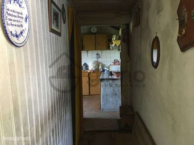 Casa com Terreno em Vilarinho de Cotas, Douro-8