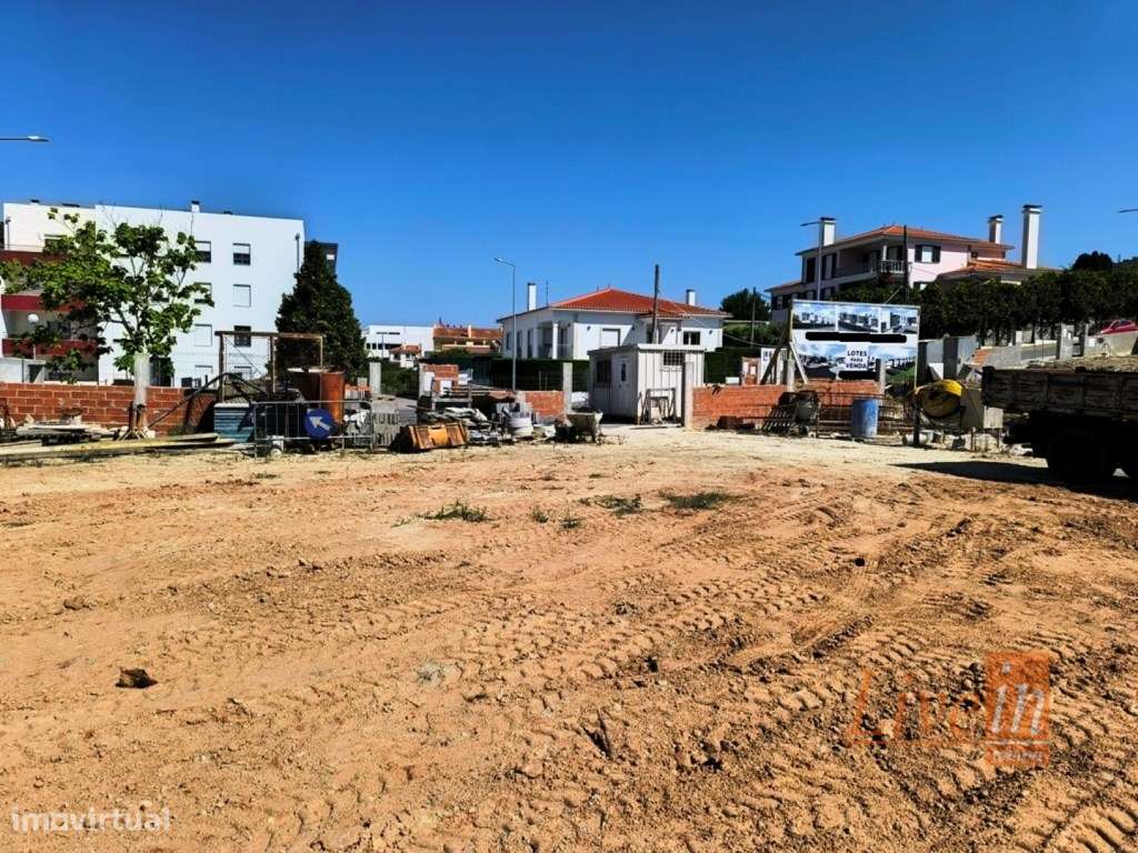 Lote de terreno com PROJETO APROVADO em Torres Vedras - Grande imagem: 5/7