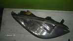 Farol Direito Mitsubishi Colt - 2005 / 2008 - F933 - 2