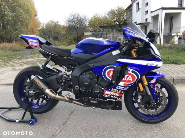 Yamaha R1 - 7