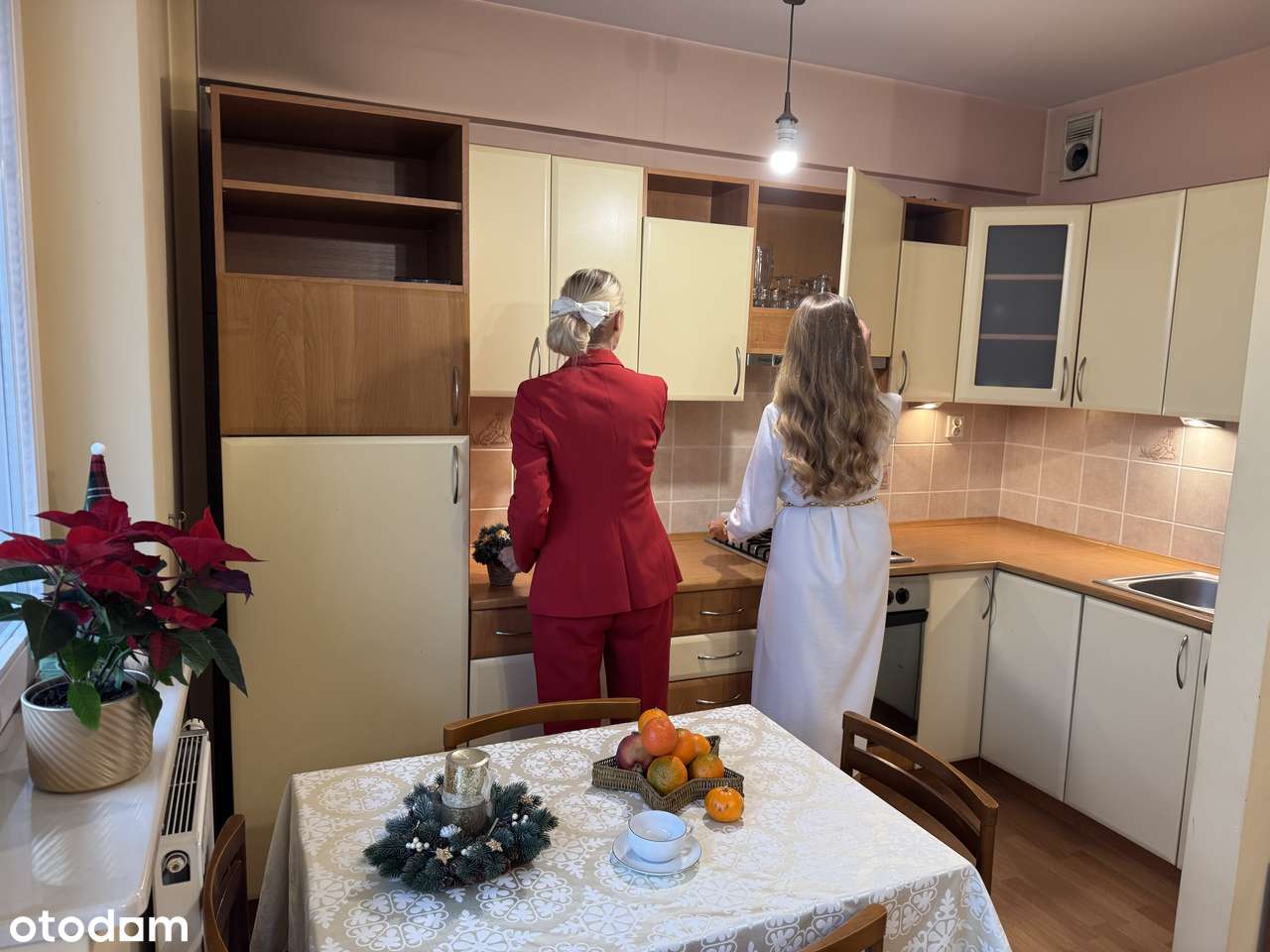 Kawalerka + 2 schowki na piętrze 4m2 w cenie mieszkania, loggia 10 m2-0