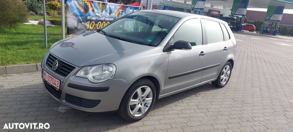 Volkswagen Polo 1.4 Trendline - 1