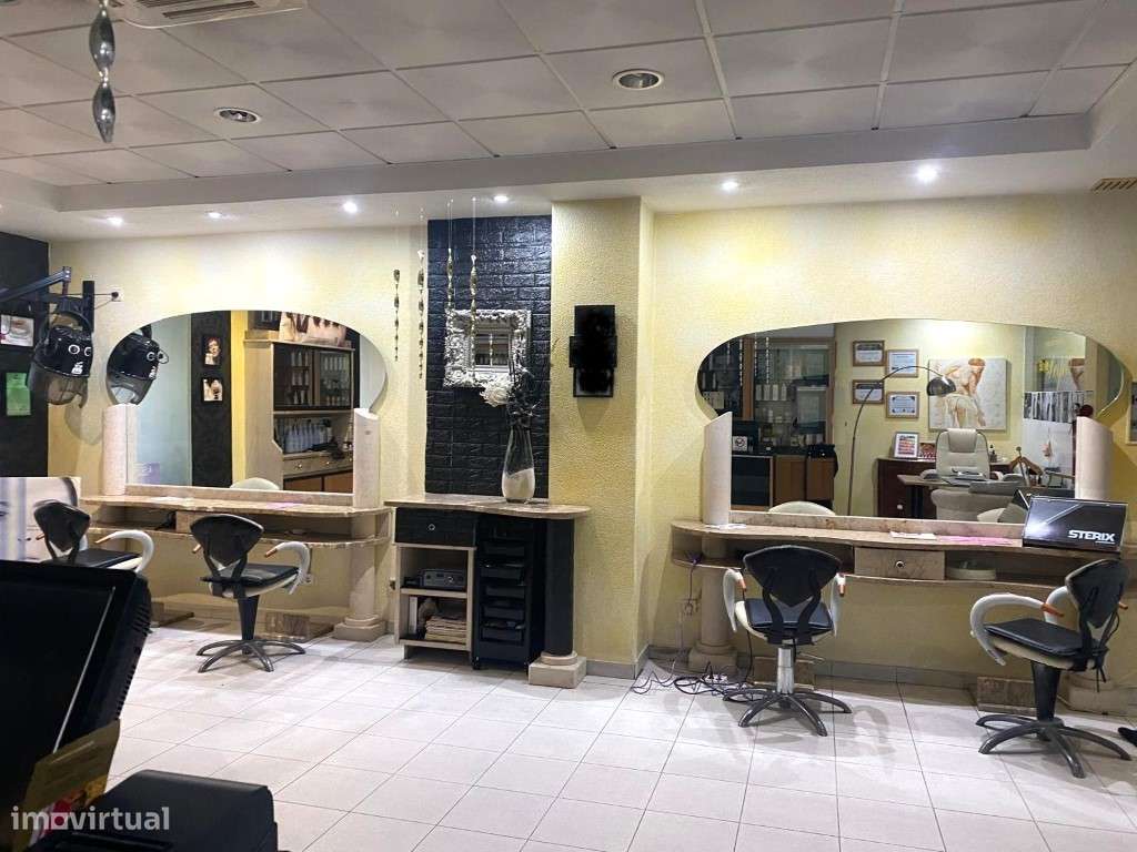 Aranguês - Loja com garagem - Excelentes àreas-2