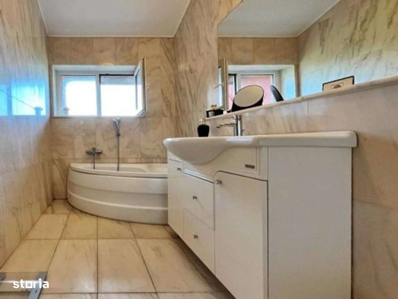 Un refugiu contemporan I Casă P+1 din complex intim I Dumbravița-12