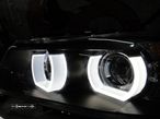 Farois de XENON Angel Eyes 3D Tipo U BMW E90 / E91 05-08 Fundo Preto - 18