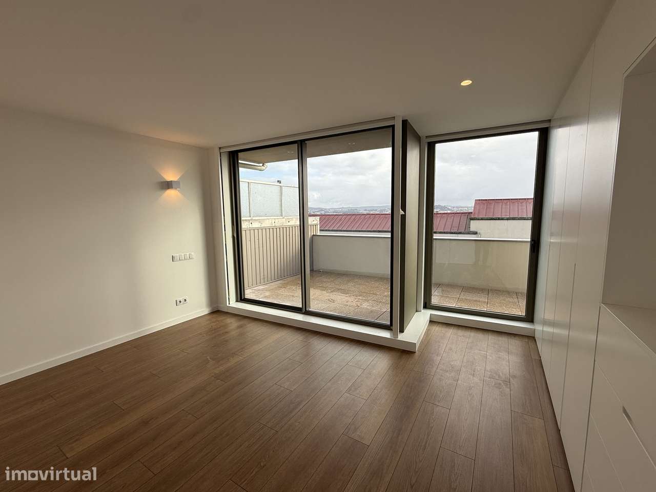 T2+1 Último andar piso único-32