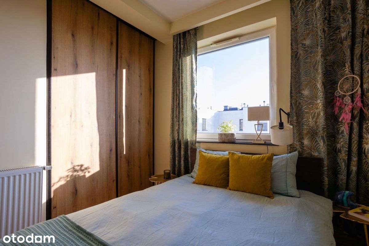 Dwupoziomowe mieszkanie + dwa miejsca postojowe.-9