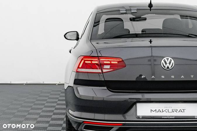 Volkswagen Passat 2.0 TDI Elegance DSG - 10