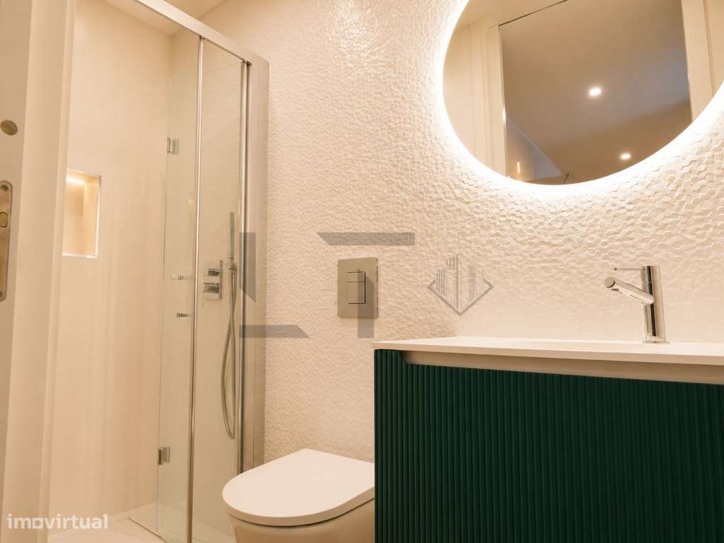 Moradia T5 em Banda com Condominio com Piscina para Venda em Carcav...-42