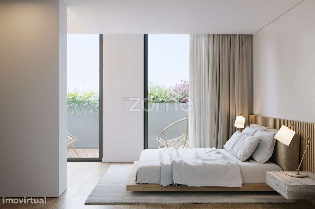 MORADIA T4 "VILLAS MEARIM" NA RUA CONDE ALTO MEARIM EM MATOSINHOS SUL - Grande imagem: 5/30