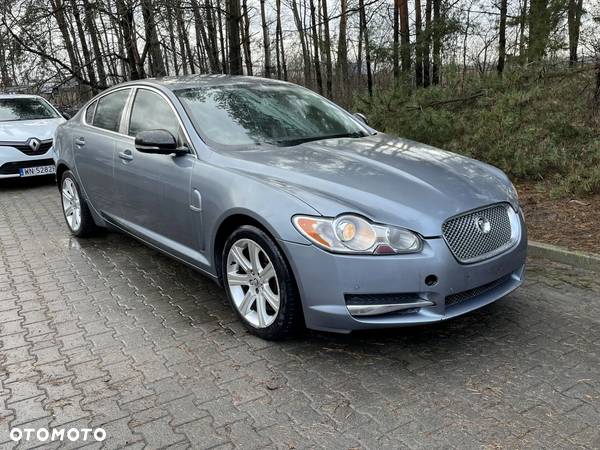 Jaguar XF 3.0 V6 D Luxury - 1