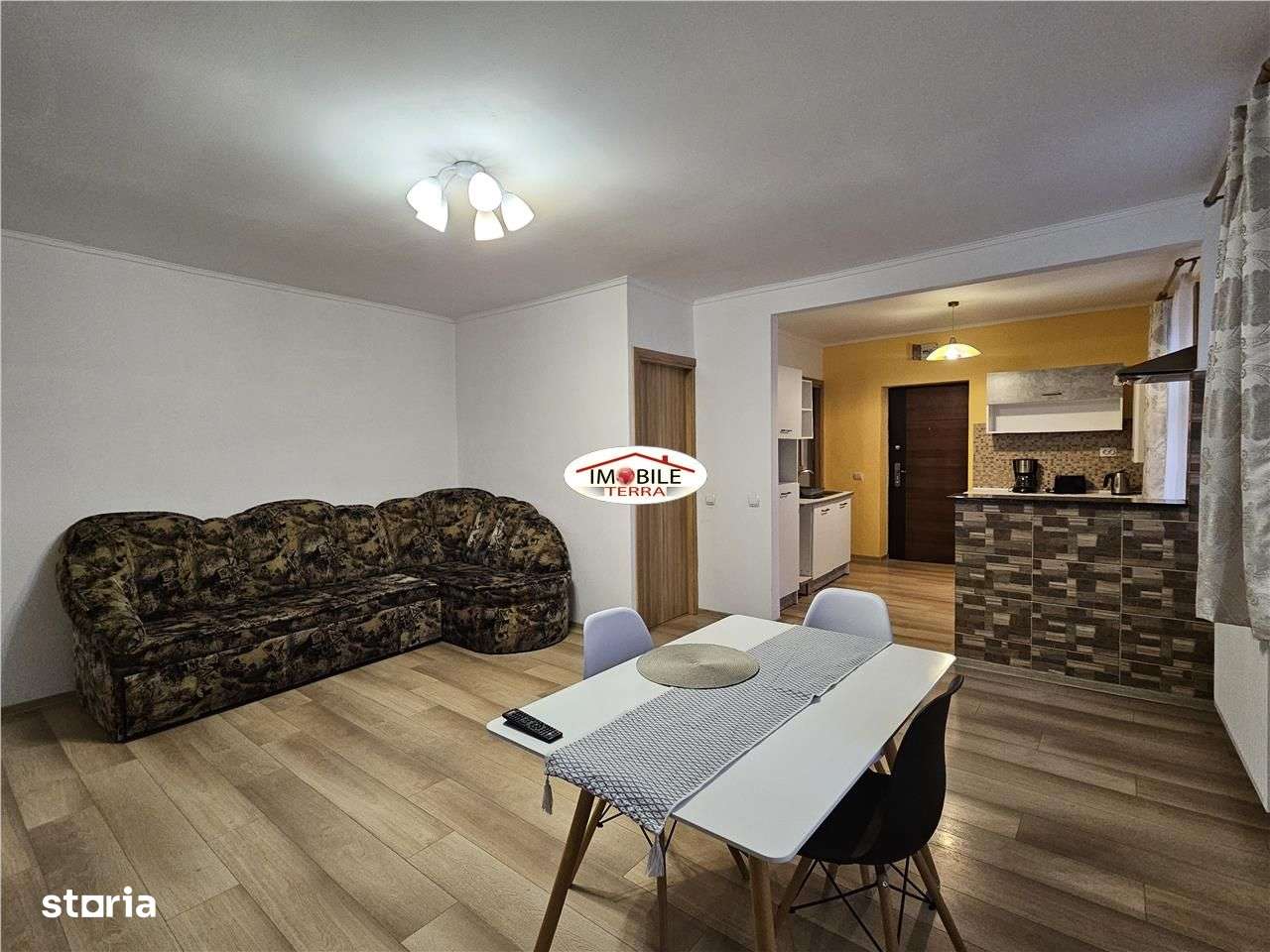 Apartament mobilat la etajul 1 in orasul de jos strada 9 Mai - Sibiu-1