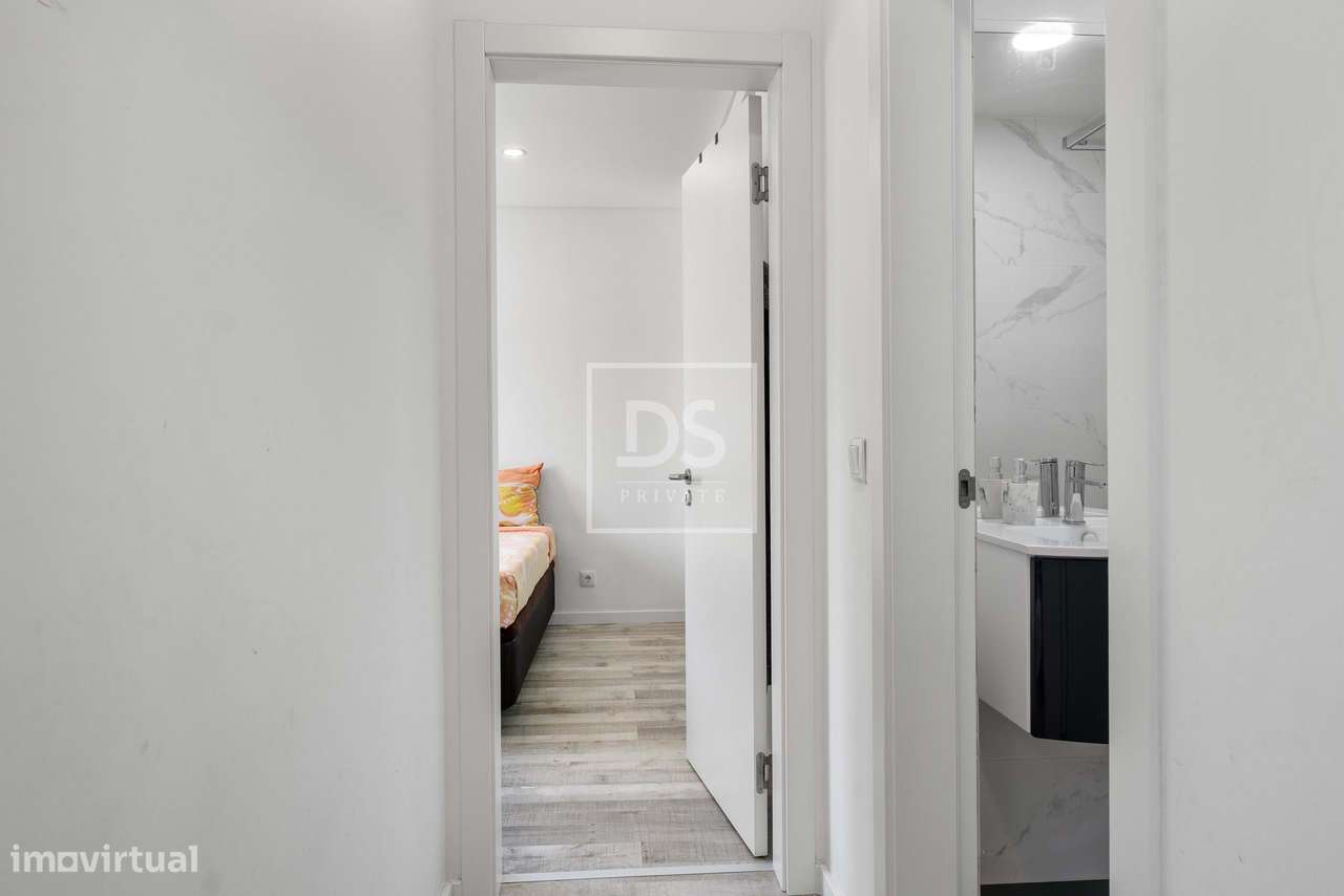 Andar de Moradia Bi-Familiar  T2+1 no Seixal – Conforto, Modernidade e-9