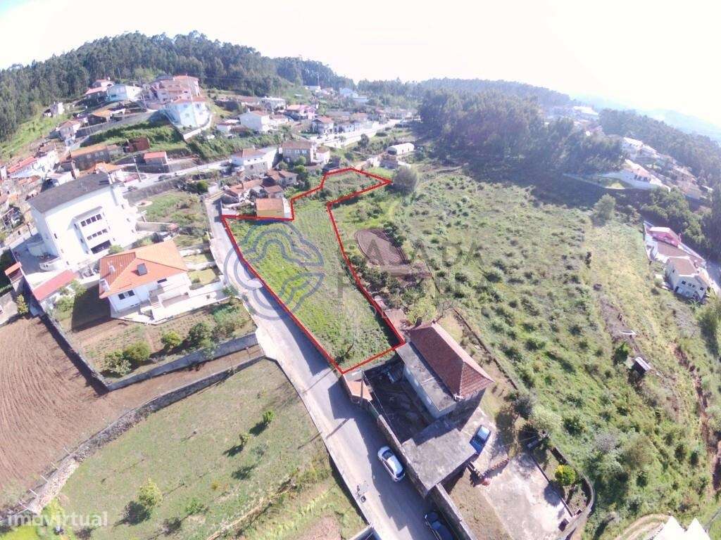 Terreno com 58m de frente, viabilidade para construção de moradia - Grande imagem: 2/30